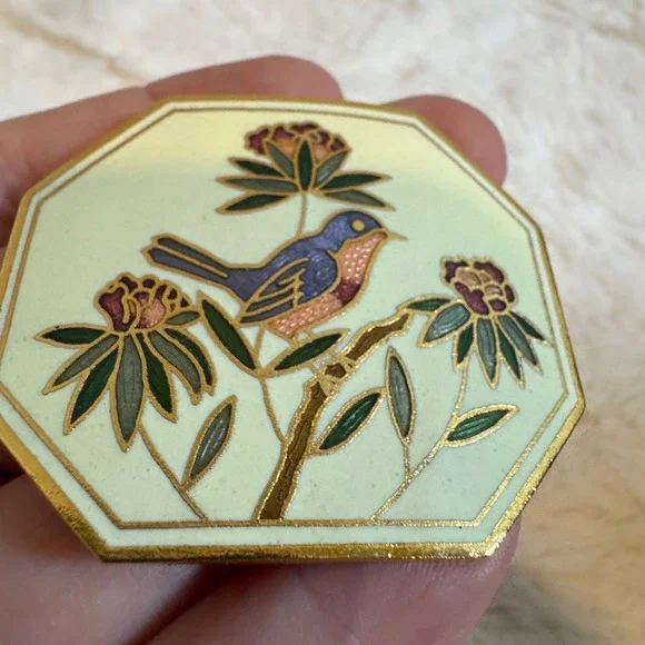 Vintage Cloisonne Enamel Bird and Flower Octagon Belt Buckle Gold Tone 2.25" - Picture 4 of 4